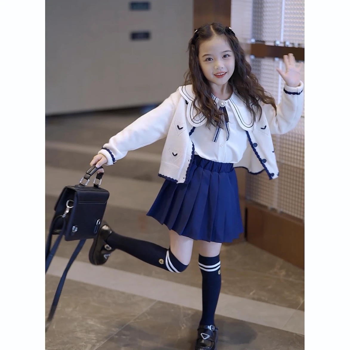 女童秋装学院风套装2023新款中大童针织开衫百褶裙jk制服三件套潮