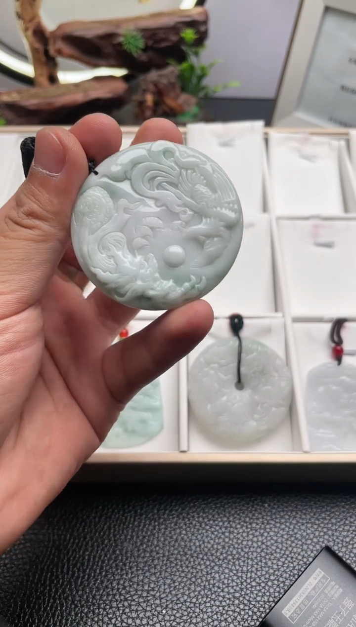 【闪购商品】翡翠颈饰未镶嵌....7/26/65