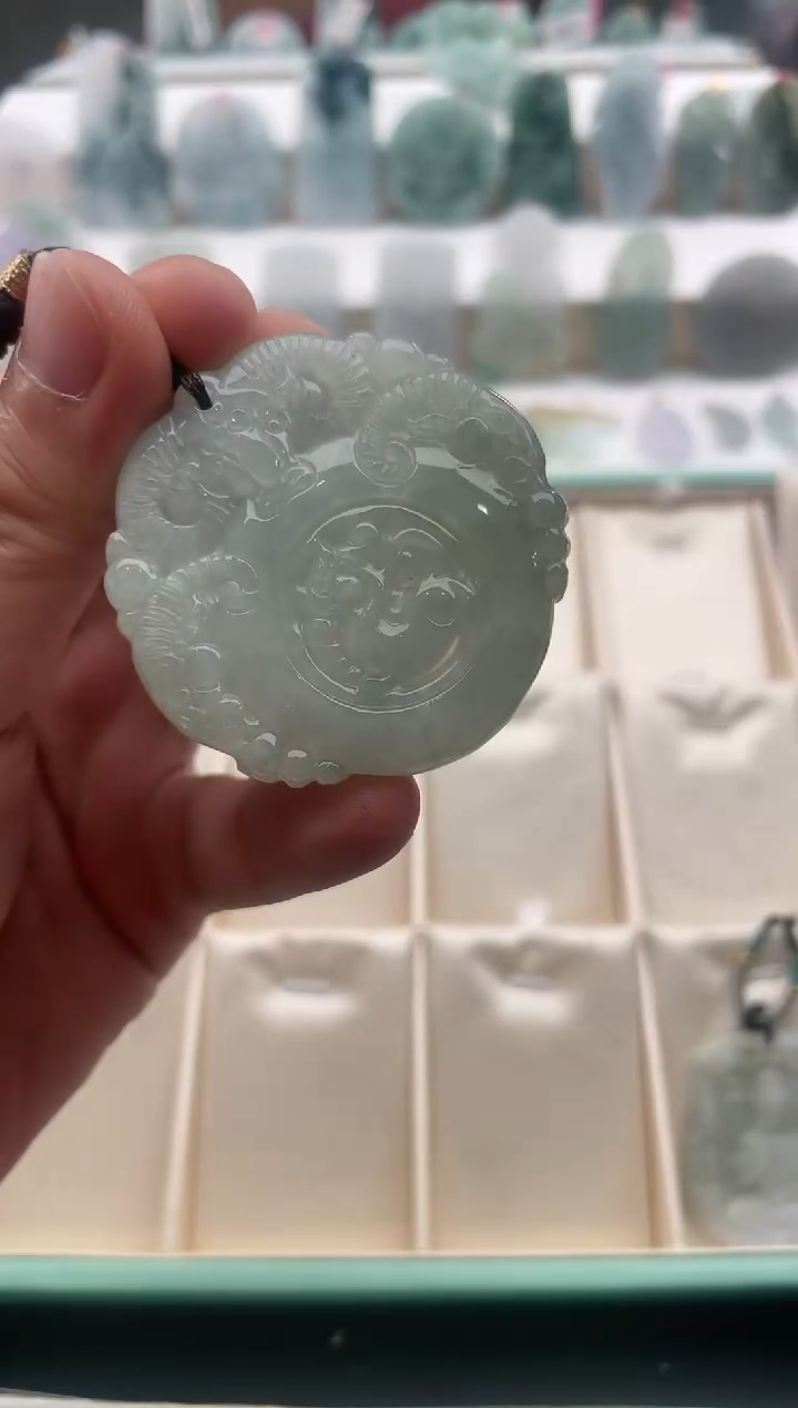 【闪购商品】翡翠颈饰未镶嵌....11/11/47