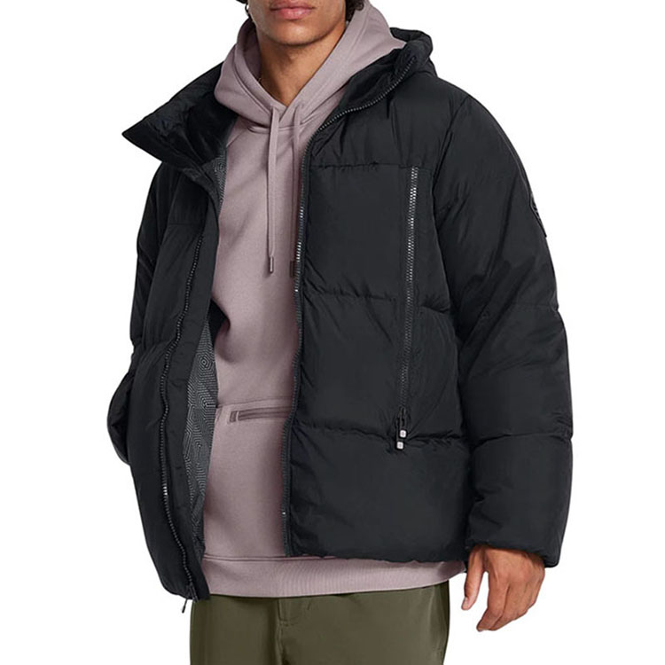 Under Armour/安德玛黑色男士运动羽绒服秋冬保暖1384641001