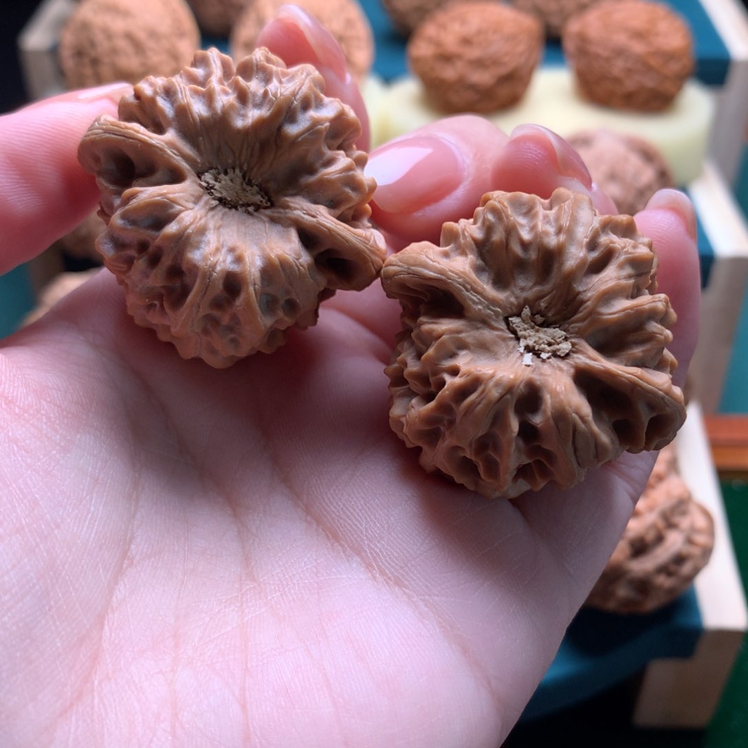 文玩核桃把件龙门涧