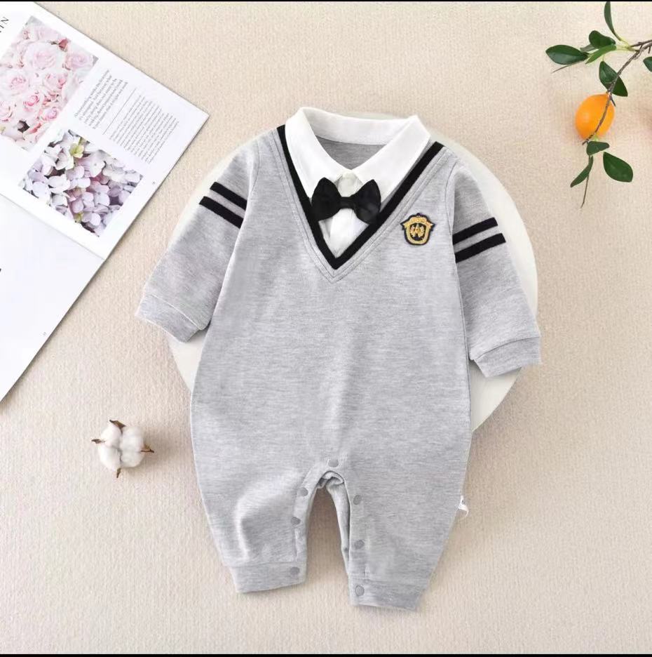 新款婴儿连体衣春秋薄男女宝宝爬服纯棉新生儿衣服洋气假两件