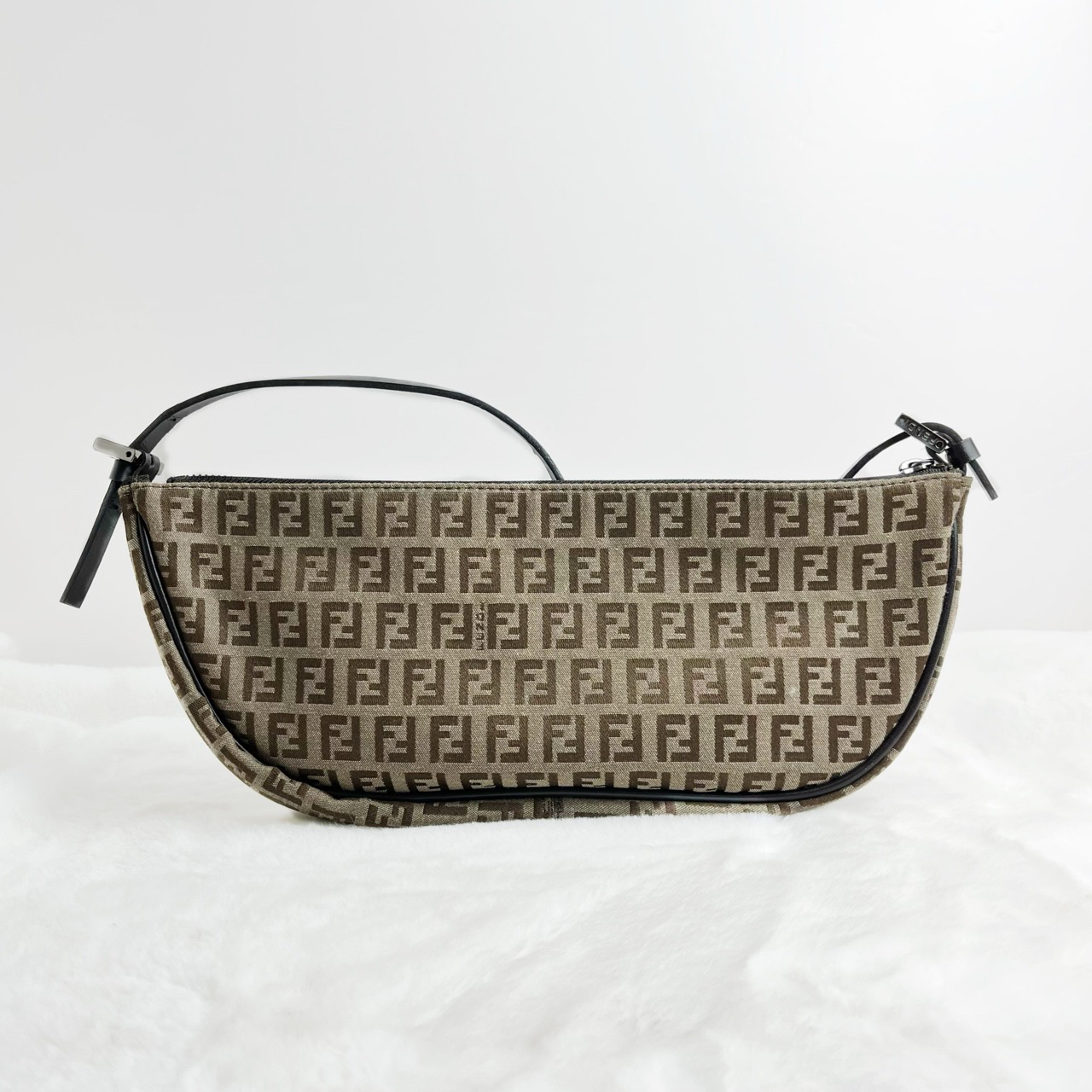 95新 FENDI/芬迪 芬迪 FENDI 老花 单肩 斜挎包/1836