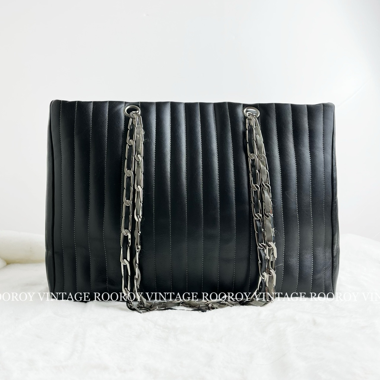 95新 Chanel/香奈儿 黑银 竖条纹 外缝 单肩包/1118