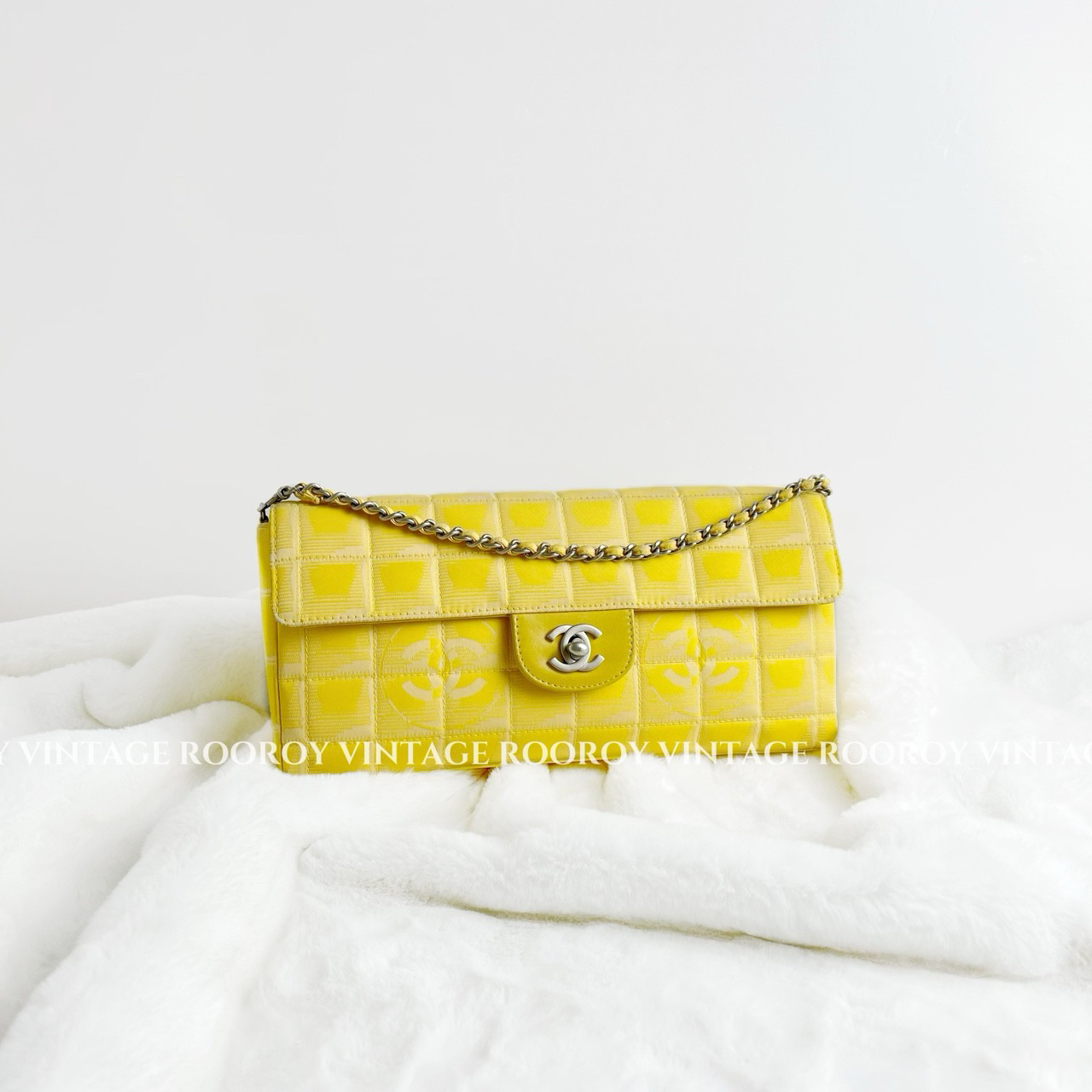 95新 Chanel/香奈儿 中古黄色冰格链条包/3530
