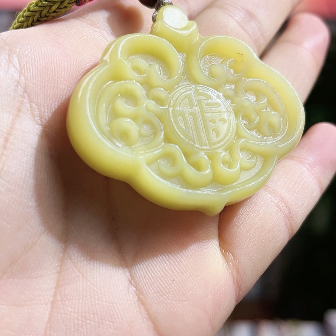 【闪购商品】岫玉颈饰未镶嵌