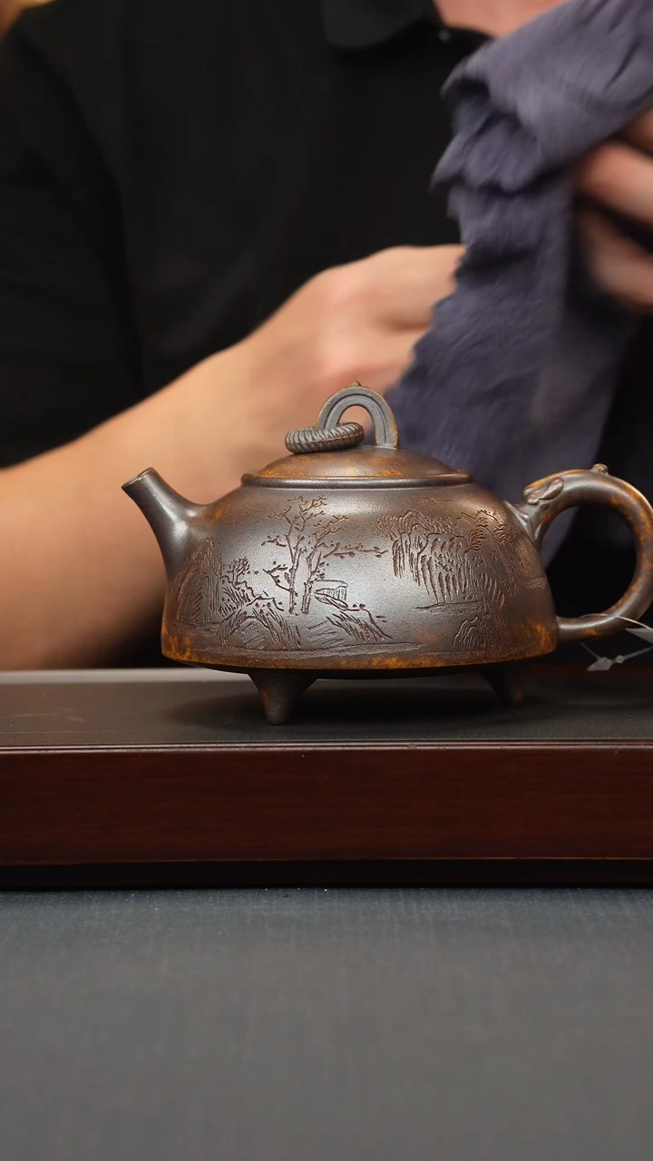 【闪购商品】紫砂茶壶龙骨金砂三足半月