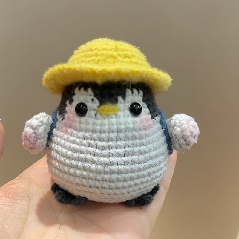 小企鹅背包手工制作礼物钥匙扣diy材料包毛线钩针编织玩偶非成品