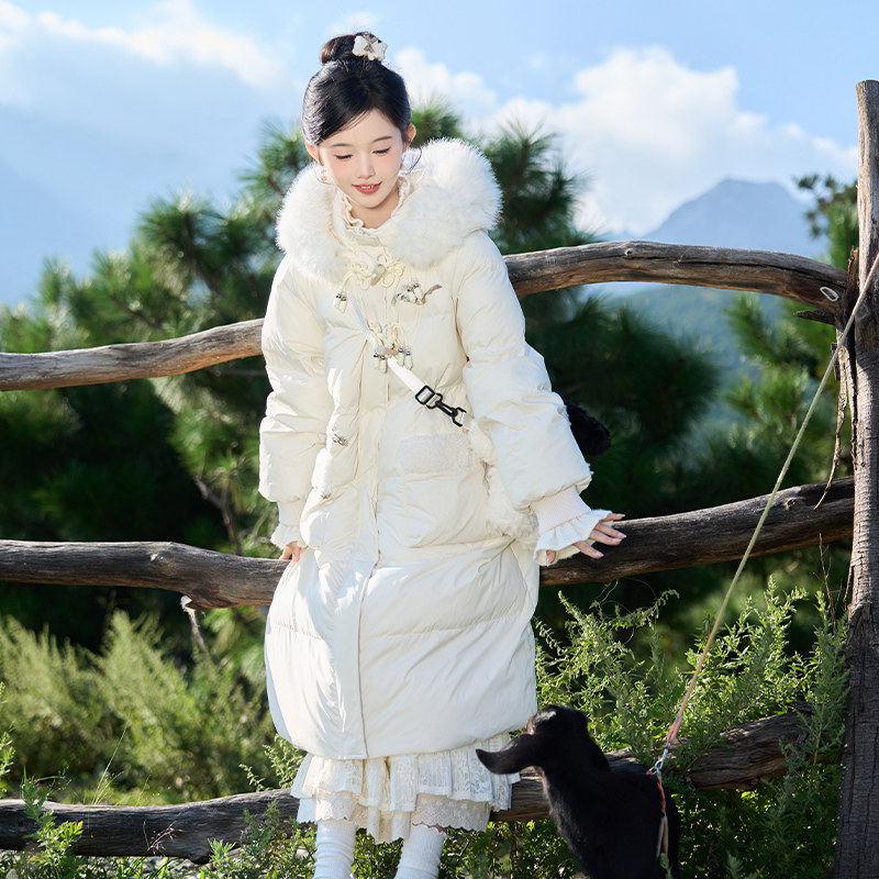 十三余小豆蔻儿[青松余雪]白色大毛领中长款棉衣刺绣棉服外套女冬