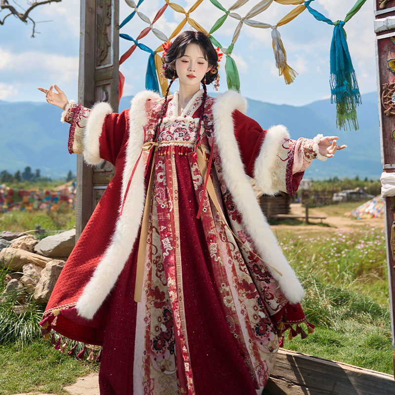 十三余小豆蔻儿[灵蛇小财神]拜年蛇年过年服吊带裙套装改良汉服冬