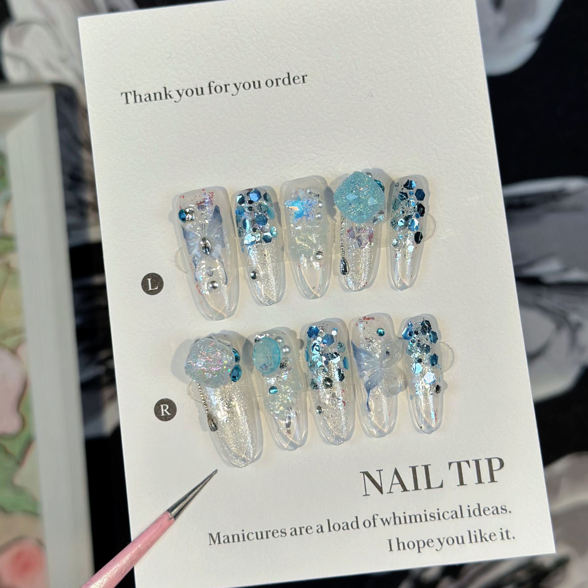 『蝴蝶泡泡』手工穿戴甲冰透长椭圆显白粉彩钻偏光粉色银色爆闪