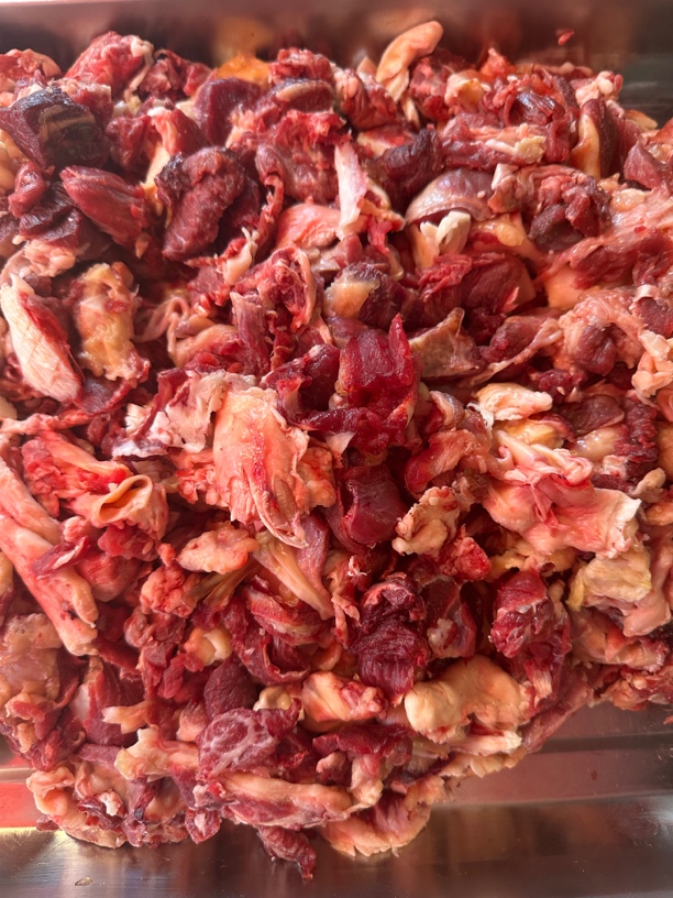 贵州本地土黄牛筋肉筋头巴脑牛遢拉4斤