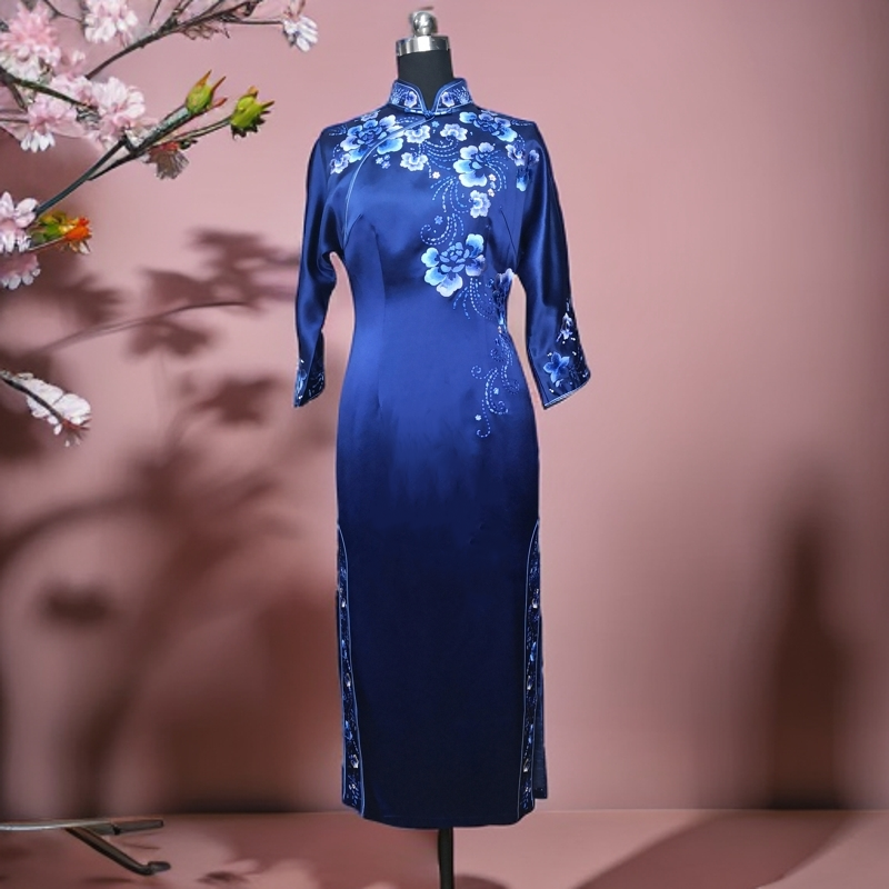 格格品牌  蓝色气质醋酸缎重工刺绣旗袍  5320027149