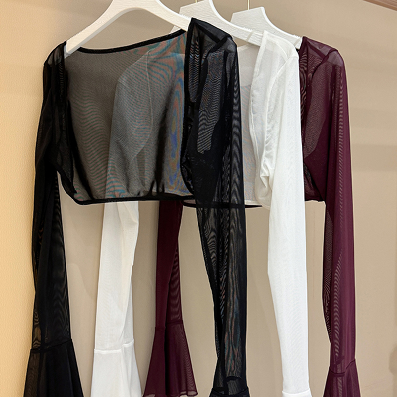 纯色显瘦气质长袖喇叭袖开衫