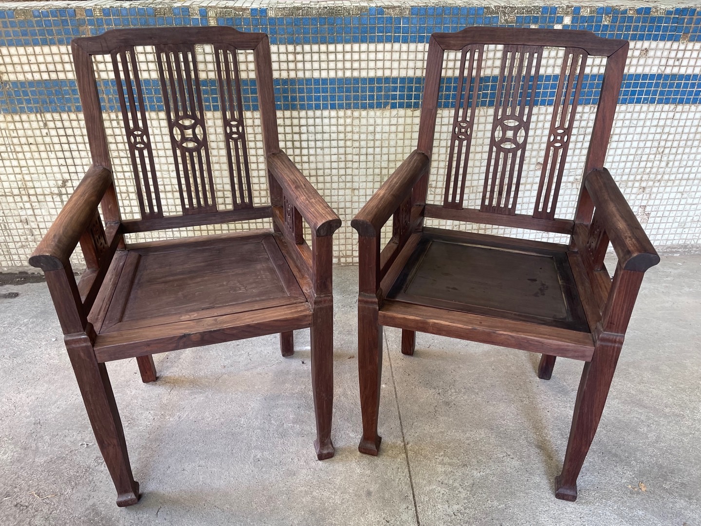 民国老红木酸枝木 梭背扶手椅一对 明清家具旧古董木艺木雕老椅子