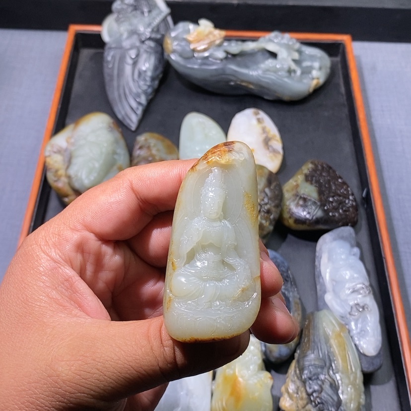 【闪购商品】和田玉颈饰未镶嵌新*