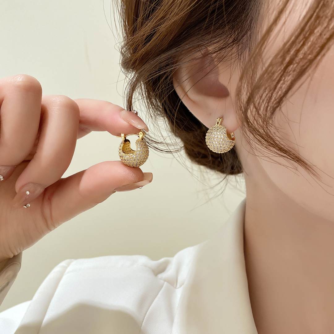 铜合金耳饰 日韩轻奢高级感大气球球耳扣精致百搭超闪耳环8638