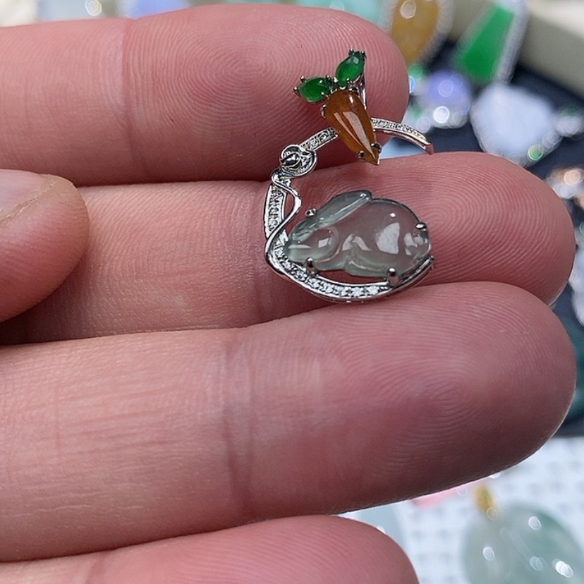 【闪购商品】翡翠颈饰18K金镶嵌