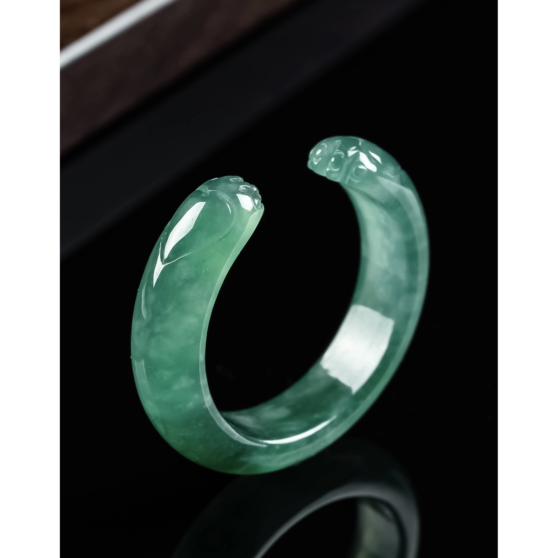 缅甸天然A货翡翠冰润起胶特色戒指