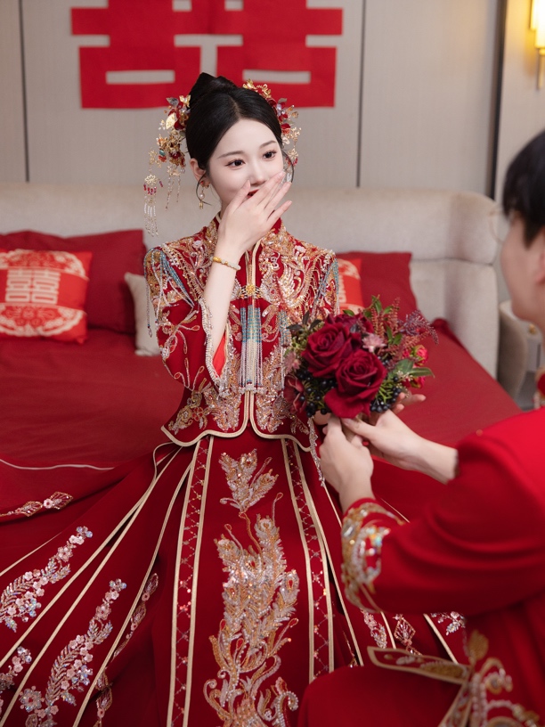 重工秀禾服新娘高级2024新款中式婚服结婚礼服敬酒服出阁服丝绒款