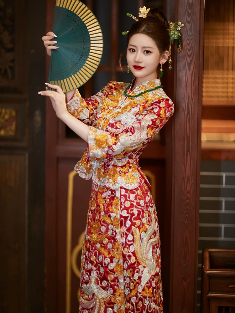 小五福丝绒龙凤褂结婚秀禾服2024新款新娘凤冠霞帔中式嫁衣出阁服