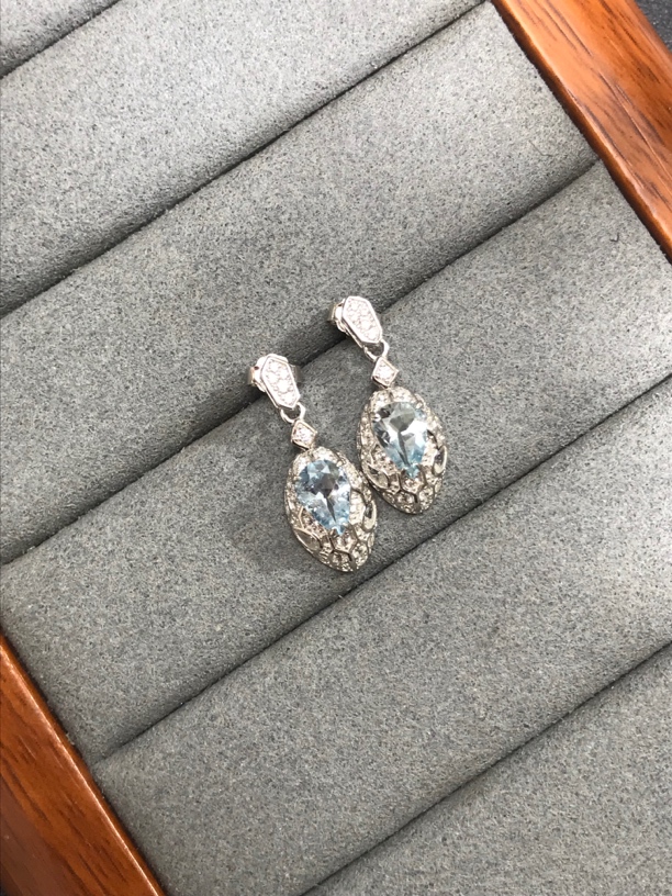 天然海蓝宝耳钉蛇形大牌