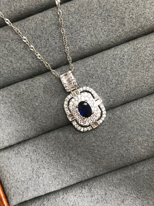 天然蓝宝石吊坠时尚高级