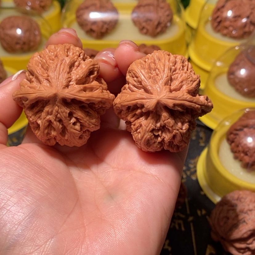 【闪购商品】文玩核桃把件