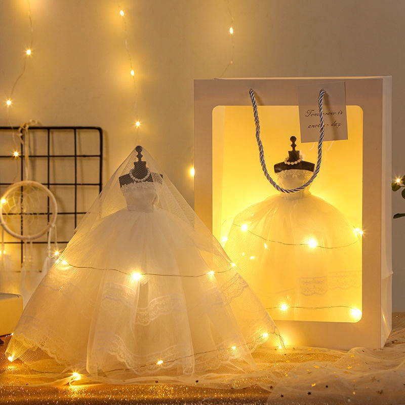 生日礼物女生送闺蜜姐妹女友妈妈女孩实用的感婚纱模型情人节