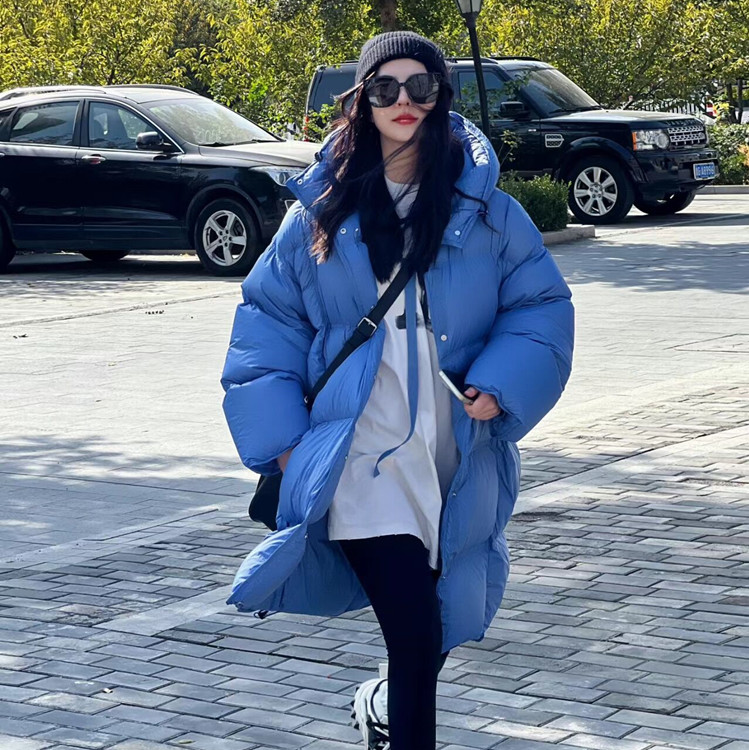 中长款羽绒服女冬季新款超好看超轻盈连帽保暖加厚气质蓝色面包服