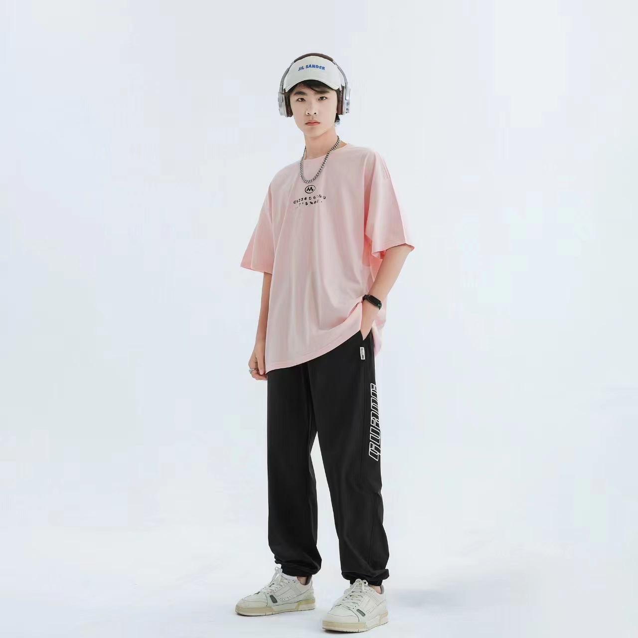 夏季短袖T恤青少年潮流简约时尚百搭加大圆领国潮高街宽松半袖T恤