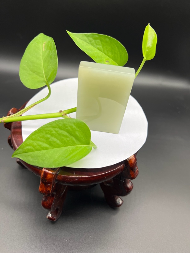 新疆和田玉且末高青白无事牌