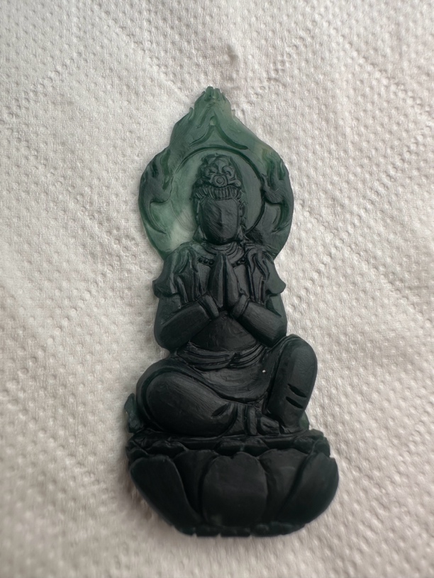 观音翡翠镂空观音坐观音火焰背光