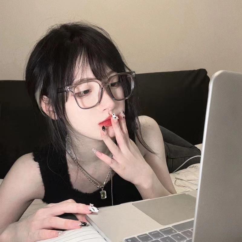 防蓝光近视眼镜女素颜神器透明灰超轻大框显瘦高颜值平光镜男韩系
