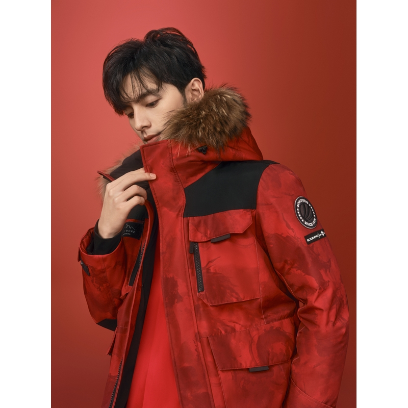 波司登2023鹅绒新款爆款貉子毛领情侣极寒加厚羽绒服B30142317