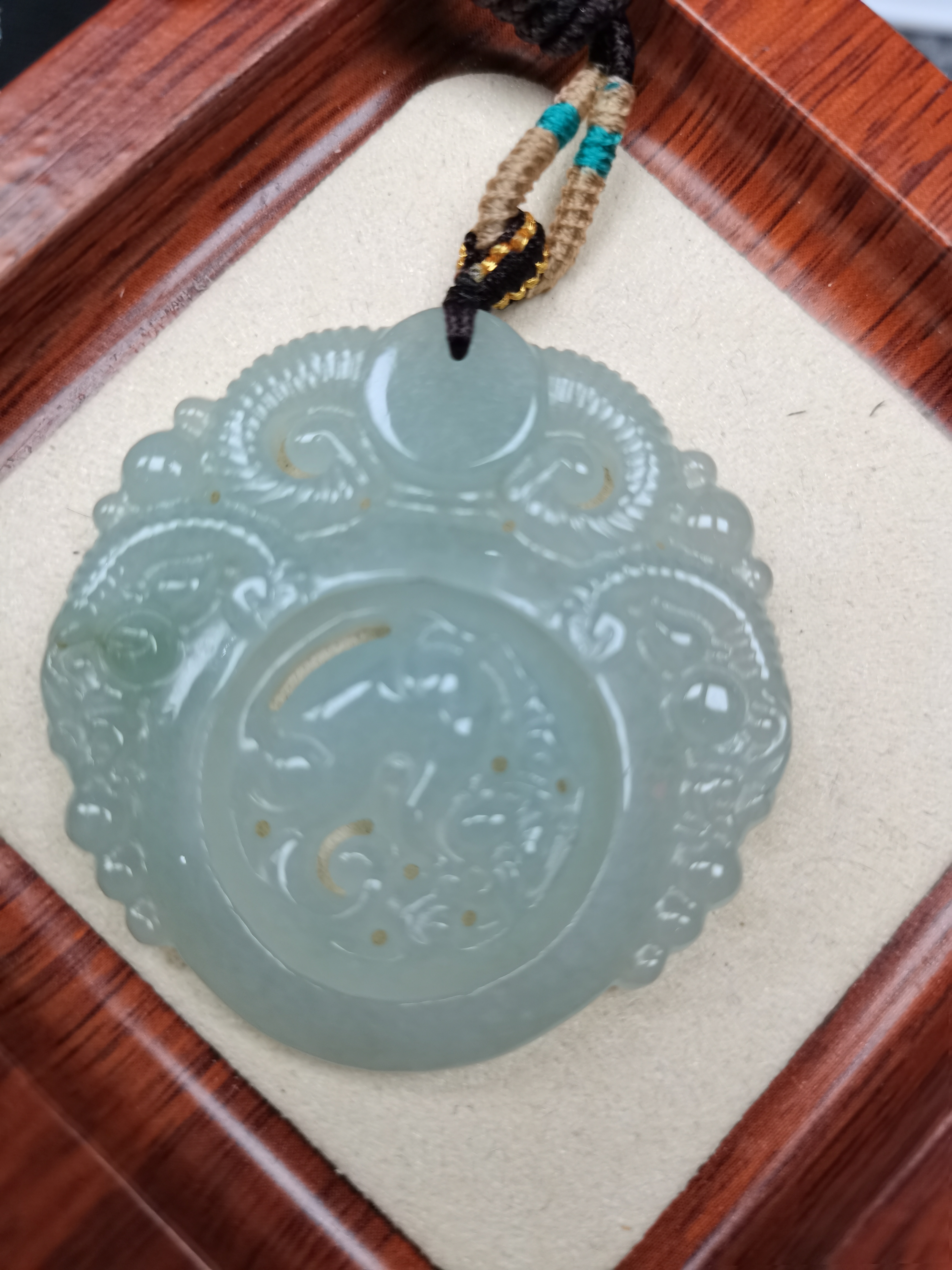 翡翠冰果绿三羊开泰