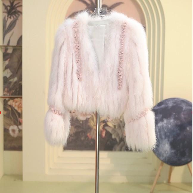 【轻奢元素】冬款名媛风甜美高端皮草小香风外套重工时尚狐狸毛8004