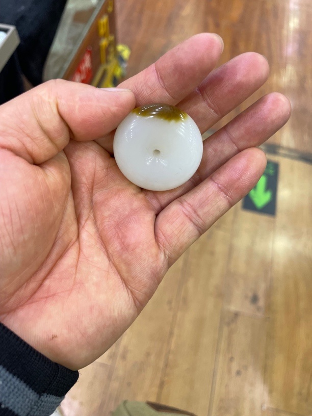 和田玉糖玉一口糖平安扣挂件