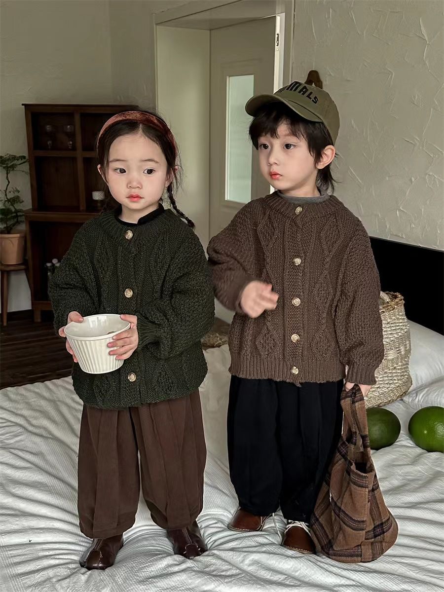儿童毛衣开衫新款2023秋季男女童复古森系圆领外套针织衫上衣洋气