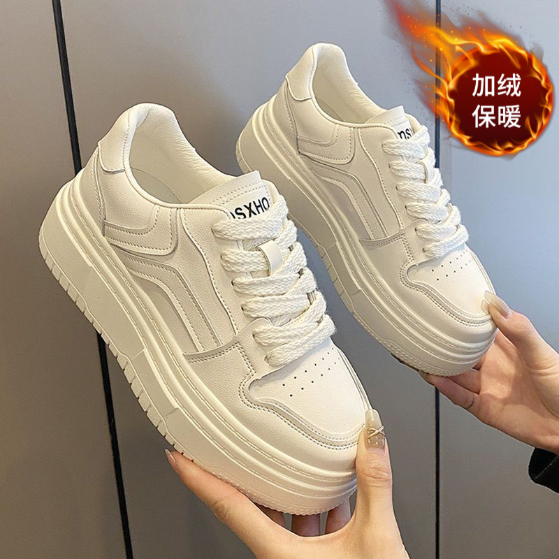 小白鞋女超火秋冬加绒新款学生韩版百搭小白鞋网红增高厚底运动鞋