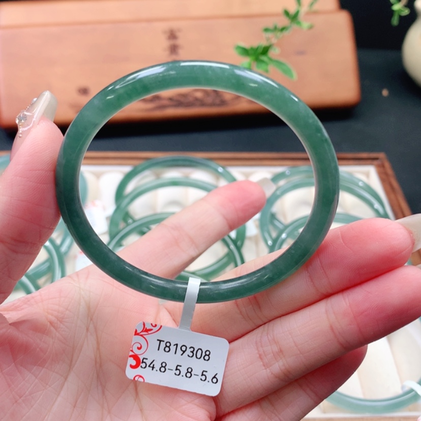 【闪购商品】翡翠手镯未镶嵌