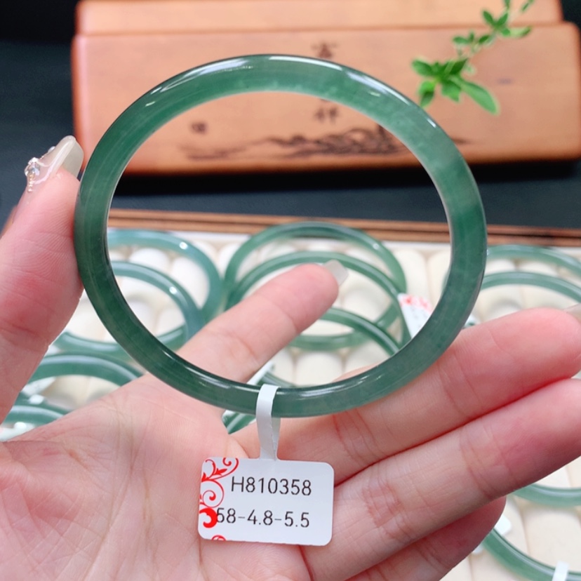 【闪购商品】翡翠手镯未镶嵌
