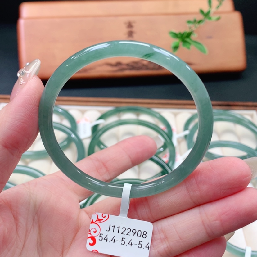 【闪购商品】翡翠手镯未镶嵌
