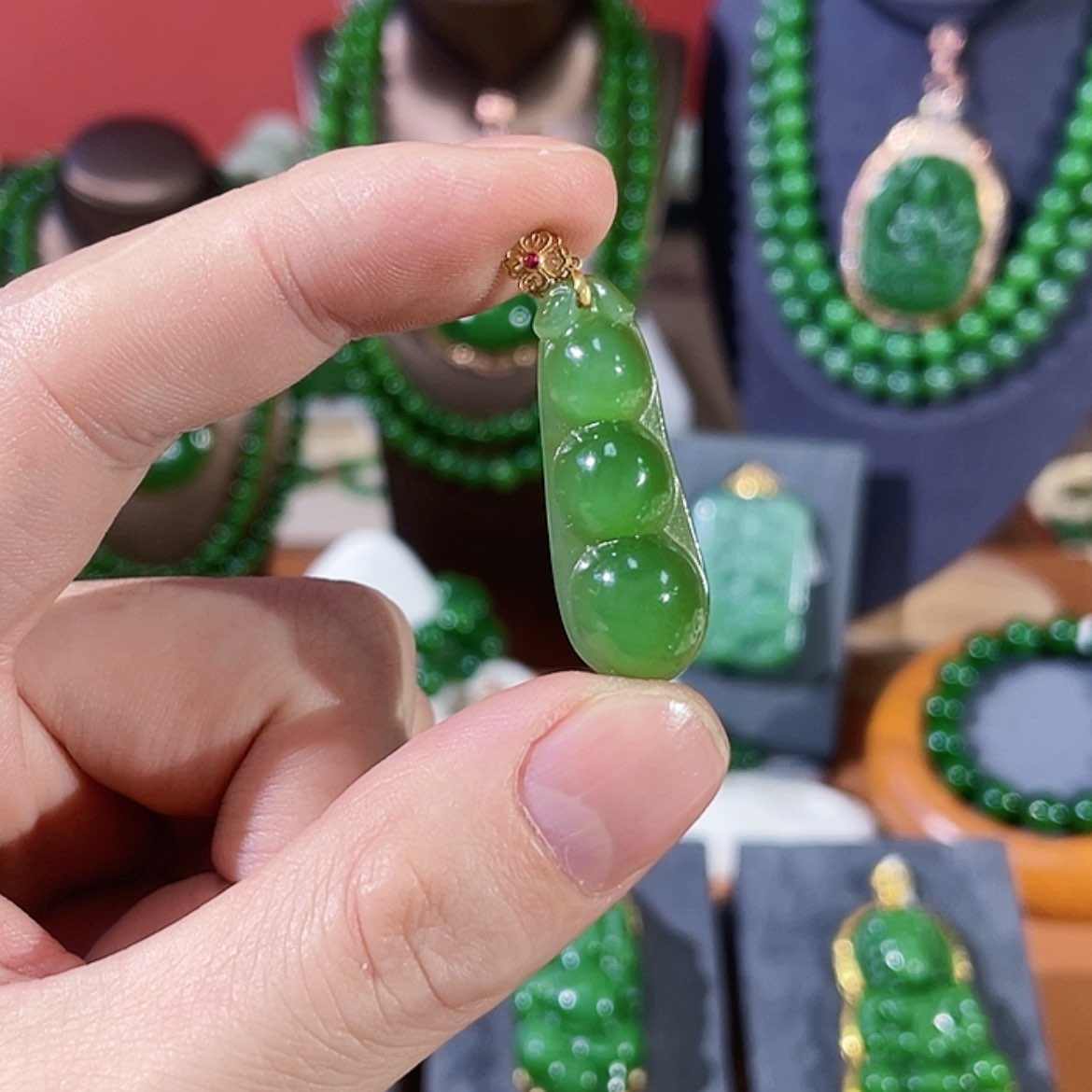 【闪购商品】和田玉（碧玉）吊坠(不含链)18K金镶嵌