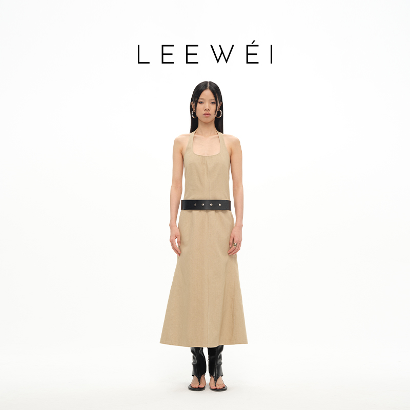 CNLEEWEI2024年早春可拆皮带挂脖露背连衣裙