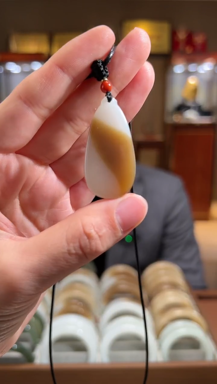 【闪购商品】和田玉颈饰未镶嵌无事牌..