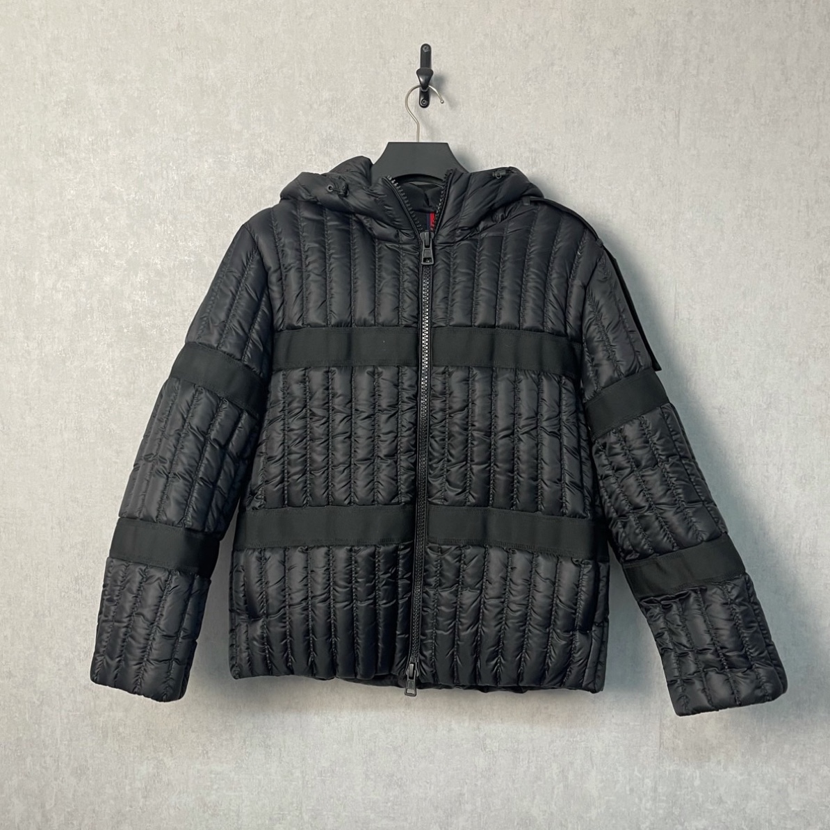 99新 MONCLER 蒙口侧标拼接羽绒服/1码/98新/Dy200280