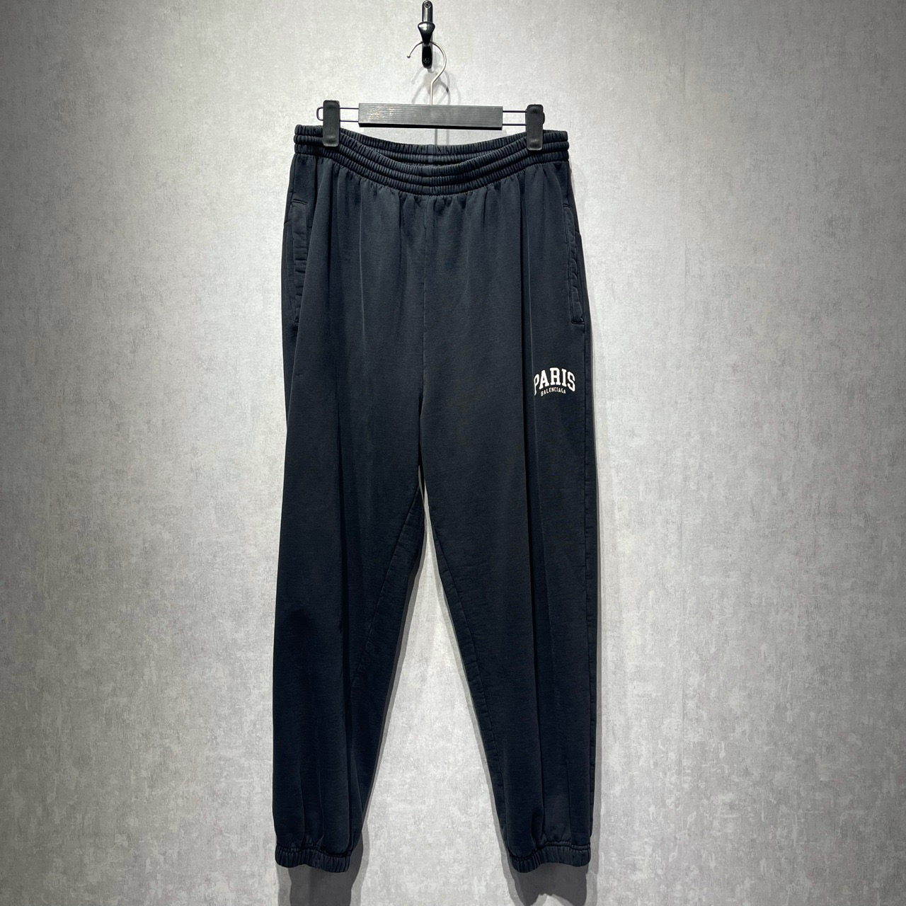 95新 Balenciaga/巴黎世家 巴黎世家黑色卫裤/s码/98新/dy200671