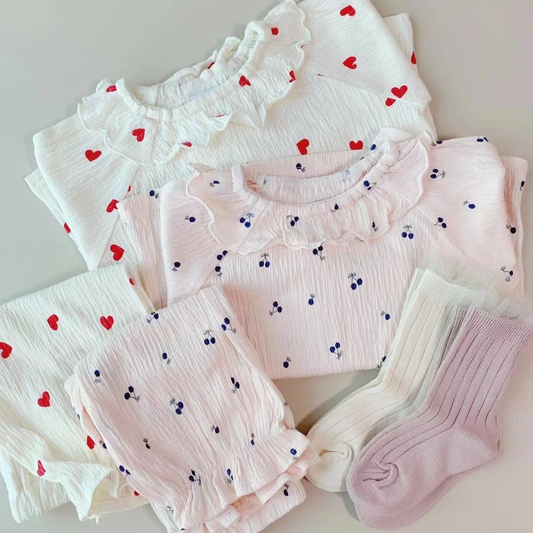 草莓果果童装店1号    备注抖音名称加编码 有编码下单