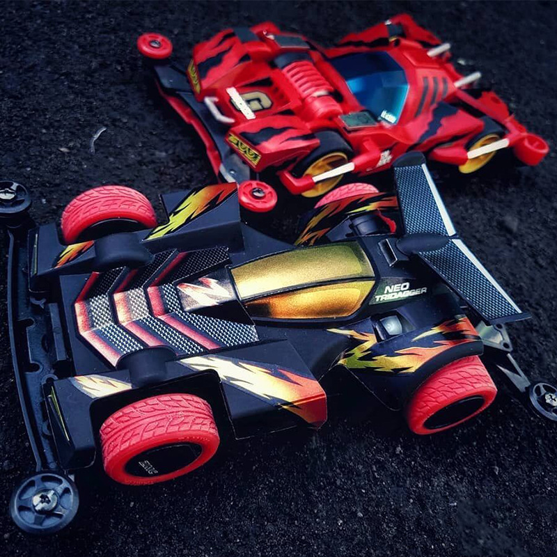 四驱兄弟TZ-X旋风冲锋巨无霸S2眼镜蛇拼装赛车模型组装四驱车玩具